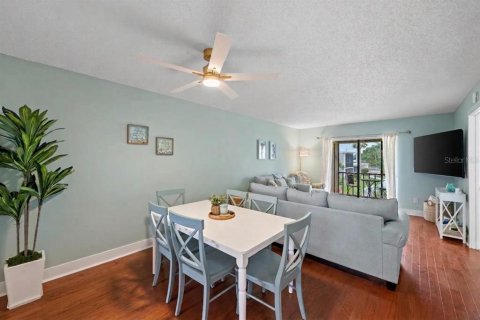 Condominio en venta en Bradenton, Florida, 2 dormitorios, 87.98 m2 № 2151101 - foto 9