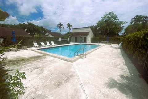 Condo in Miami, Florida, 2 bedrooms  № 1836361 - photo 19
