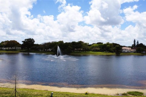 Condo in Miami, Florida, 2 bedrooms  № 1836361 - photo 20