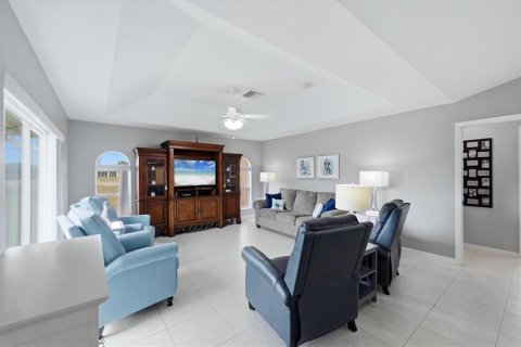 Villa ou maison à vendre à Rotonda, Floride: 3 chambres, 208.29 m2 № 2433493 - photo 14