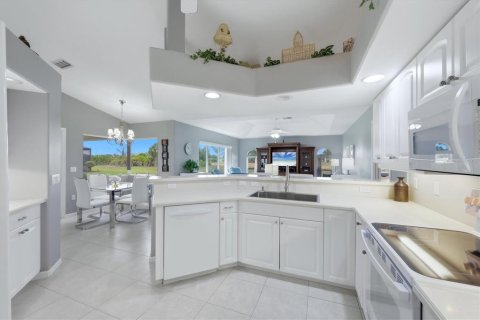 Villa ou maison à vendre à Rotonda, Floride: 3 chambres, 208.29 m2 № 2433493 - photo 22