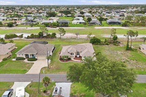 Villa ou maison à vendre à Rotonda, Floride: 3 chambres, 208.29 m2 № 2433493 - photo 4