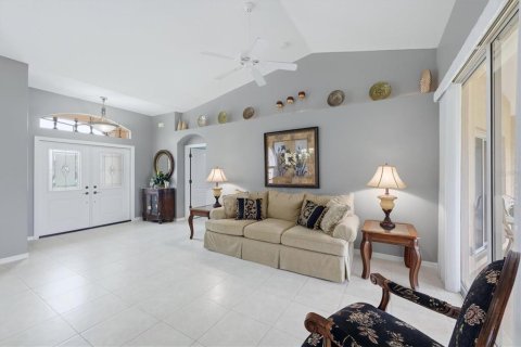 Villa ou maison à vendre à Rotonda, Floride: 3 chambres, 208.29 m2 № 2433493 - photo 9