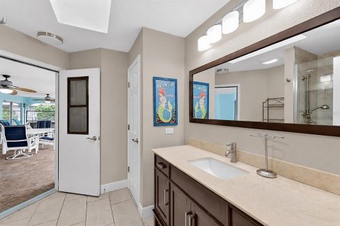 House in Punta Gorda, Florida 3 bedrooms, 207.26 sq.m. № 2266997 - photo 28