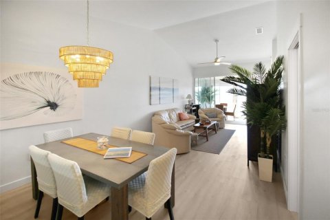 Villa ou maison à louer à Bradenton, Floride: 2 chambres, 99.31 m2 № 1773398 - photo 13