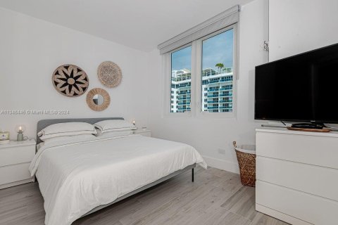 Condominio en alquiler en Miami Beach, Florida, 1 dormitorio, 81.75 m2 № 339265 - foto 9