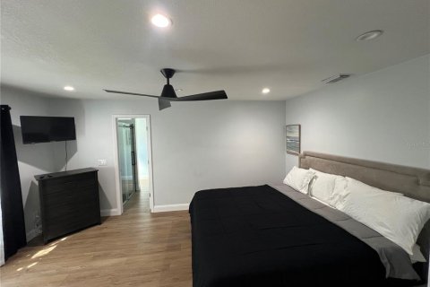 Villa ou maison à louer à Kissimmee, Floride: 3 chambres, 128.76 m2 № 1808442 - photo 15