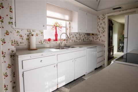 Condo in Clearwater, Florida, 2 bedrooms  № 1630705 - photo 5
