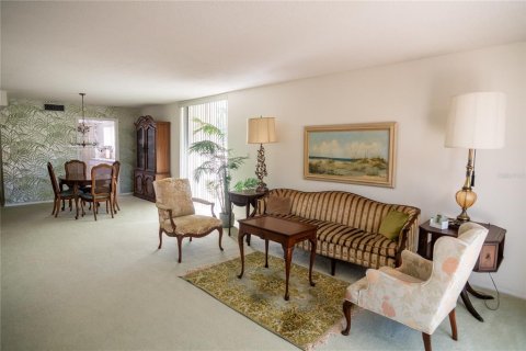 Condo in Clearwater, Florida, 2 bedrooms  № 1630705 - photo 7