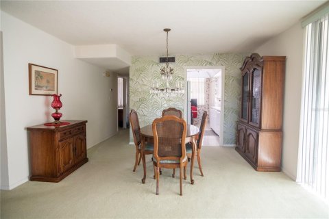 Condo in Clearwater, Florida, 2 bedrooms  № 1630705 - photo 9
