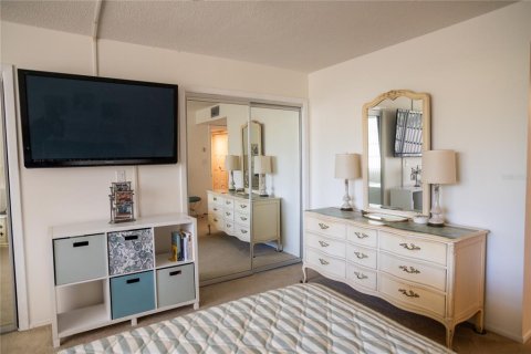 Condo in Clearwater, Florida, 2 bedrooms  № 1630705 - photo 17