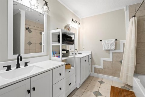 Casa en venta en Orlando, Florida, 4 dormitorios, 188.13 m2 № 1685088 - foto 24