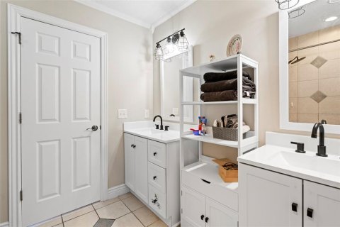 Casa en venta en Orlando, Florida, 4 dormitorios, 188.13 m2 № 1685088 - foto 27