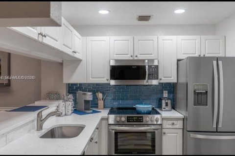 Condominio en alquiler en Palm Beach Gardens, Florida, 2 dormitorios, 106.74 m2 № 2063574 - foto 4