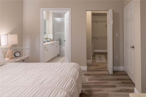 Condominio en alquiler en Palm Beach Gardens, Florida, 2 dormitorios, 106.74 m2 № 2063574 - foto 20
