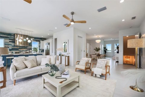Casa en venta en Madeira Beach, Florida, 5 dormitorios, 333.15 m2 № 1852459 - foto 6
