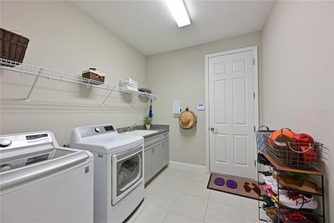 Villa ou maison à vendre à Parrish, Floride: 5 chambres, 304.91 m2 № 1725426 - photo 25