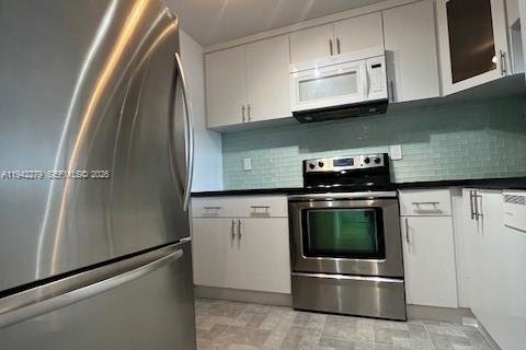 Copropriété à louer à Miami, Floride: 1 chambre, 76.74 m2 № 1999810 - photo 9