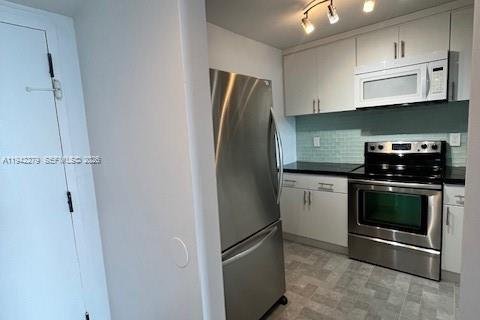 Copropriété à louer à Miami, Floride: 1 chambre, 76.74 m2 № 1999810 - photo 10