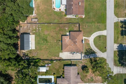 House in Winter Haven, Florida 3 bedrooms, 163.32 sq.m. № 1900010 - photo 26