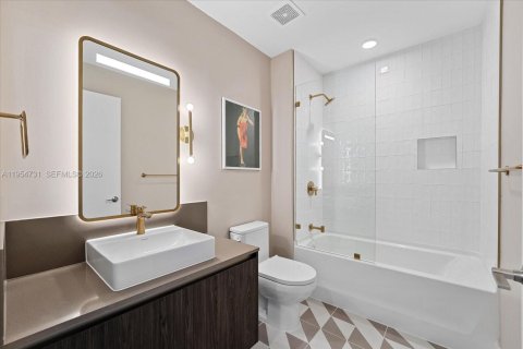 Condo in Miami, Florida, 3 bedrooms  № 2052816 - photo 18