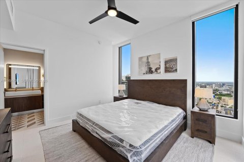 Condo in Miami, Florida, 3 bedrooms  № 2052816 - photo 14