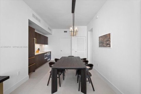 Condo in Miami, Florida, 3 bedrooms  № 2052816 - photo 10