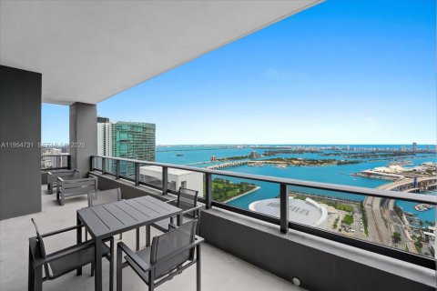 Condo in Miami, Florida, 3 bedrooms  № 2052816 - photo 26
