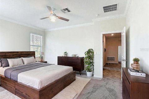 Townhouse in Davenport, Florida 5 bedrooms, 233.65 sq.m. № 1877246 - photo 12