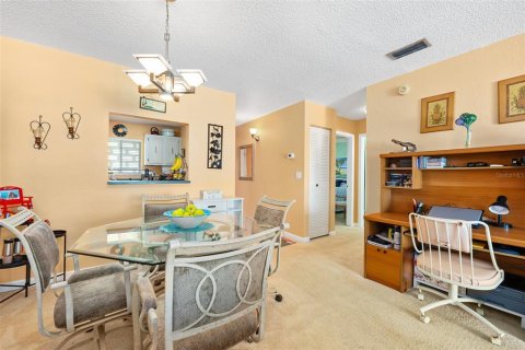 Copropriété à vendre à Daytona Beach, Floride: 2 chambres, 95.69 m2 № 1523338 - photo 10