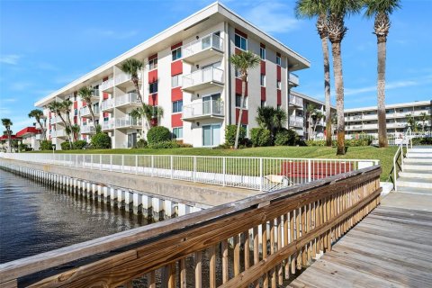 Copropriété à vendre à Daytona Beach, Floride: 2 chambres, 95.69 m2 № 1523338 - photo 30
