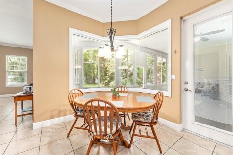 House in Ocala, Florida 4 bedrooms, 244.61 sq.m. № 2116338 - photo 18