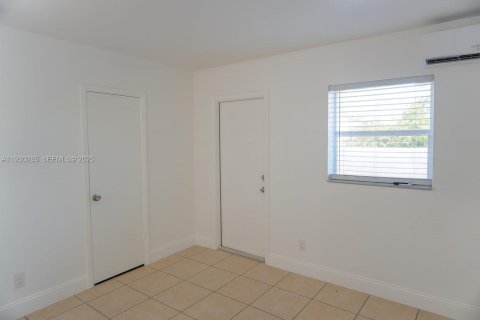 Apartamento en alquiler en Fort Lauderdale, Florida, 1 dormitorio, 59.09 m2 № 2059715 - foto 8