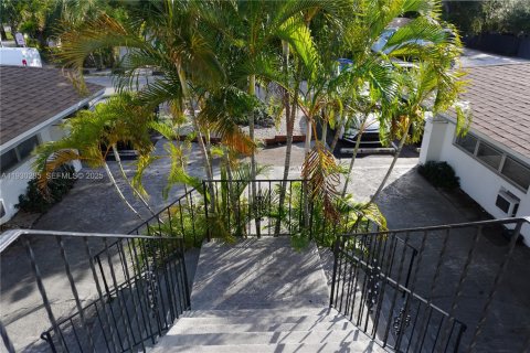 Apartamento en alquiler en Fort Lauderdale, Florida, 1 dormitorio, 59.09 m2 № 2059715 - foto 16