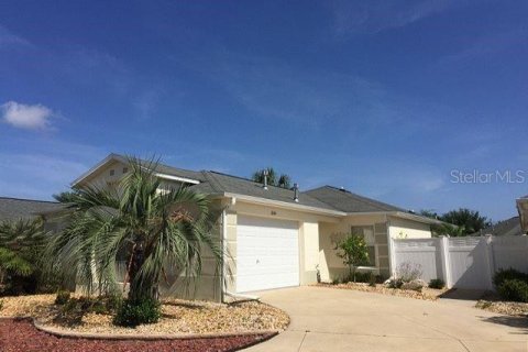 Casa en venta en The Villages, Florida, 2 dormitorios, 111.11 m2 № 1796885 - foto 1