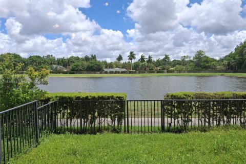 Adosado en venta en Davie, Florida, 3 dormitorios, 157.56 m2 № 1825501 - foto 3
