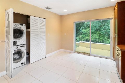 Villa ou maison à vendre à North Lauderdale, Floride: 4 chambres, 133.78 m2 № 2191894 - photo 25