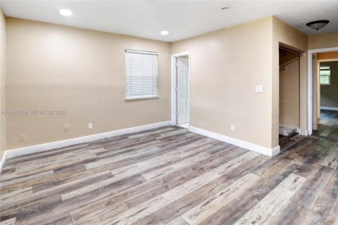 Villa ou maison à vendre à North Lauderdale, Floride: 4 chambres, 133.78 m2 № 2191894 - photo 11
