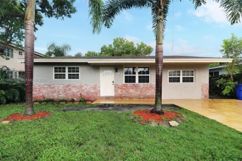 Villa ou maison à vendre à North Lauderdale, Floride: 4 chambres, 133.78 m2 № 2191894 - photo 23