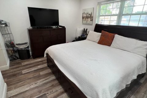 Villa ou maison à vendre à North Lauderdale, Floride: 4 chambres, 133.78 m2 № 2191894 - photo 20