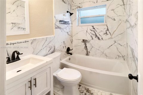 Villa ou maison à vendre à North Lauderdale, Floride: 4 chambres, 133.78 m2 № 2191894 - photo 4