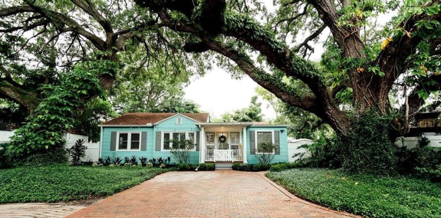 Casa en Tampa, Florida 3 dormitorios, 111.58 m2 № 1828028