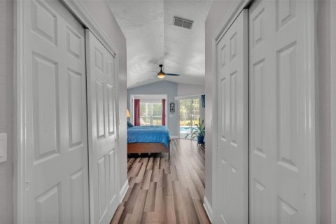 House in Plant City, Florida 4 bedrooms, 252.23 sq.m. № 1855791 - photo 27