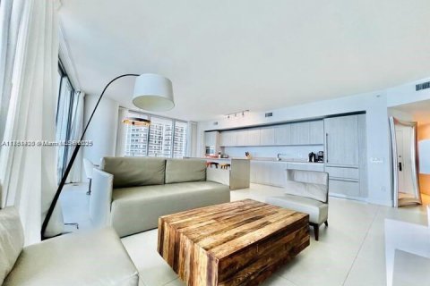 Copropriété à vendre à Hollywood, Floride: 3 chambres, 164.53 m2 № 1961148 - photo 4