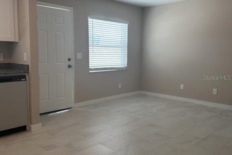 Apartment in Tampa, Florida 3 bedrooms, 83.61 sq.m. № 2219476 - photo 4