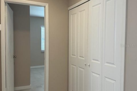 Apartment in Tampa, Florida 3 bedrooms, 83.61 sq.m. № 2219476 - photo 12