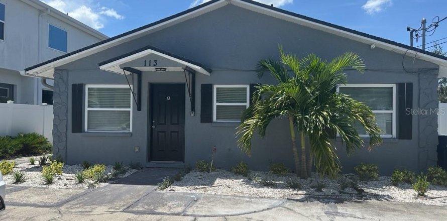 Apartment in Tampa, Florida 3 bedrooms, 83.61 sq.m. № 2219476