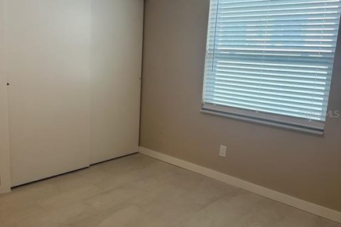 Apartment in Tampa, Florida 3 bedrooms, 83.61 sq.m. № 2219476 - photo 7