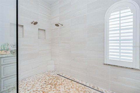House in Port Orange, Florida 4 bedrooms, 343.18 sq.m. № 1630172 - photo 14
