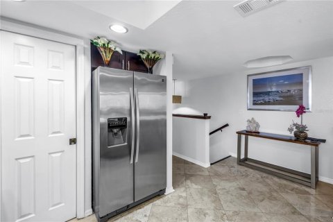 Adosado en alquiler en Seminole, Florida, 3 dormitorios, 201.97 m2 № 1785065 - foto 6